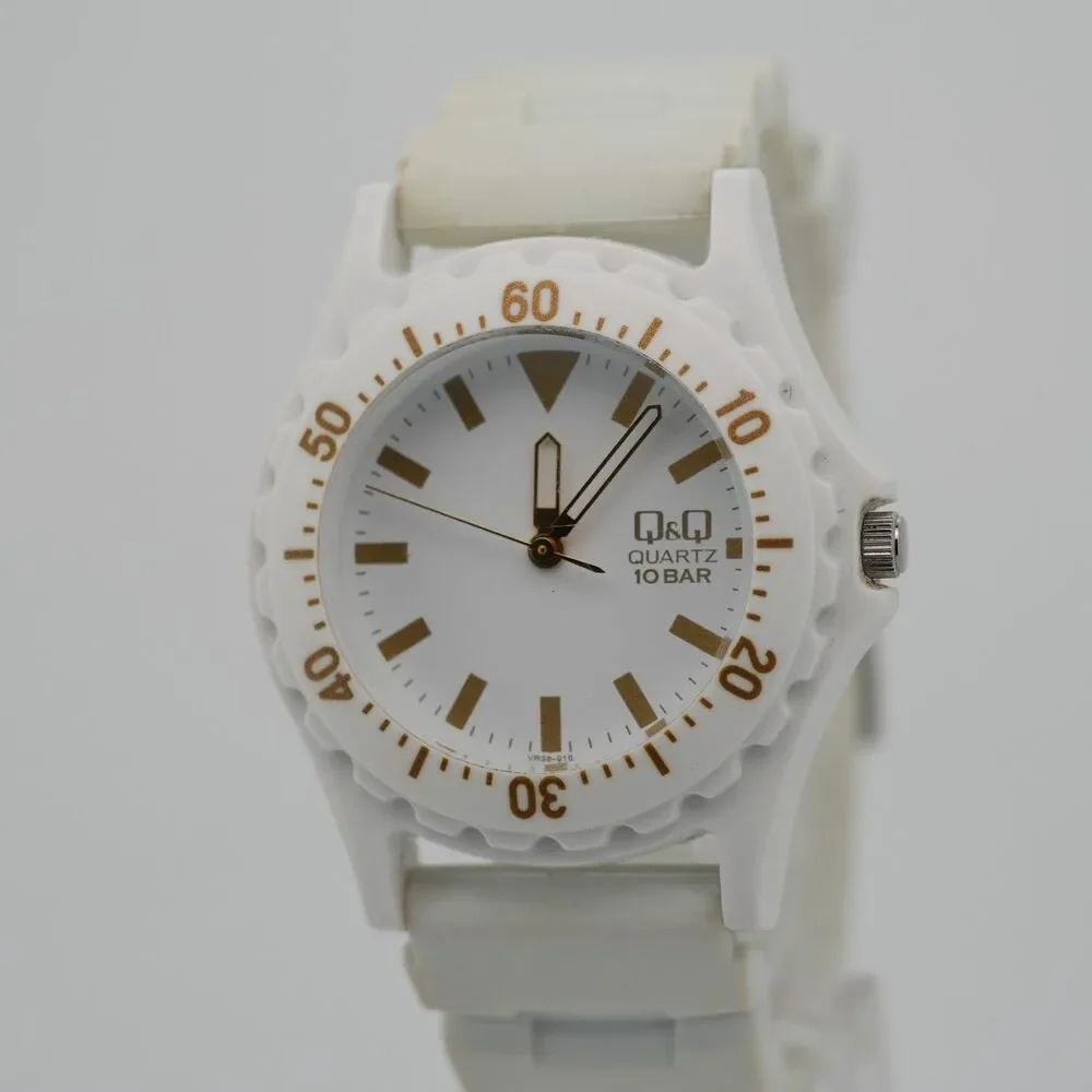 Vintage Q&Q JDM VR38-916 White Diver Watch 37mm 10 Bar Cal. 2035 New Battery